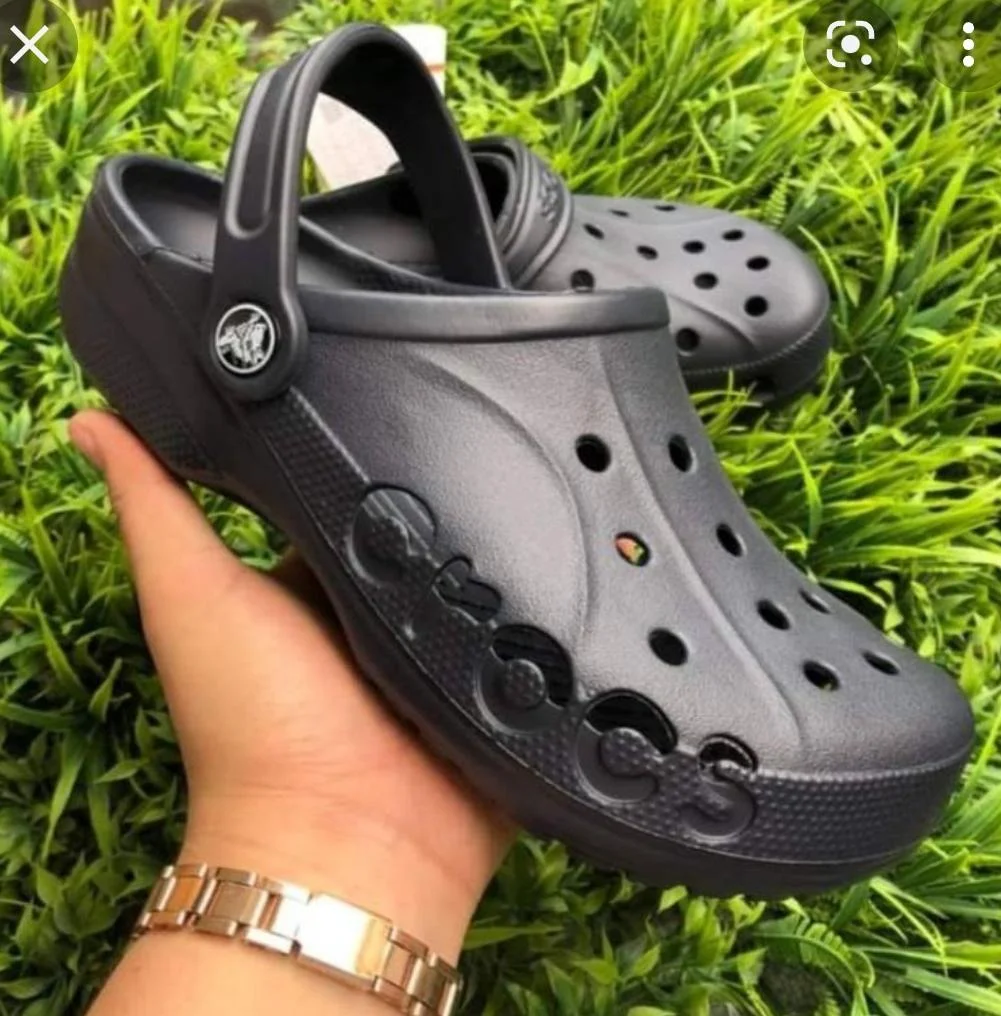 Do Crocs Run Big or Small? - Crocs Sizing Guide in 2023 | WearDuke